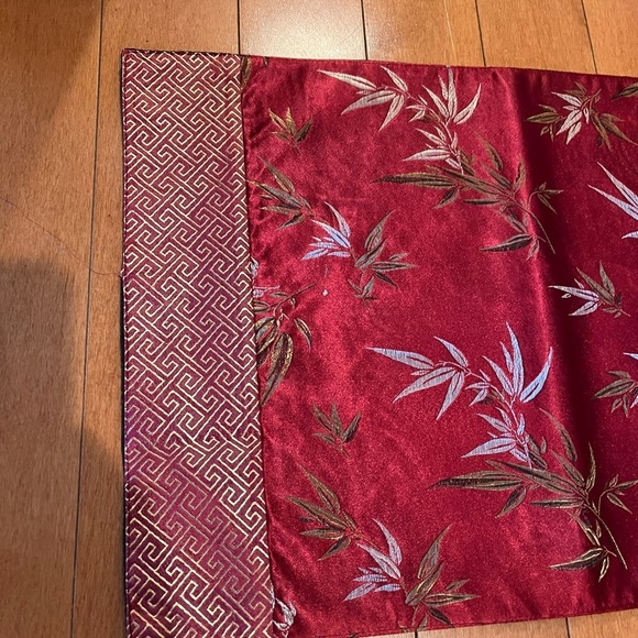 SET OF 6 Asian Silk Placemats 13” x 19” - Picture 4 of 5
